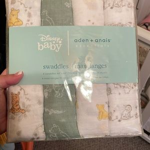 Disney baby Aden + Anais swaddles - Winnie the Pooh NWT